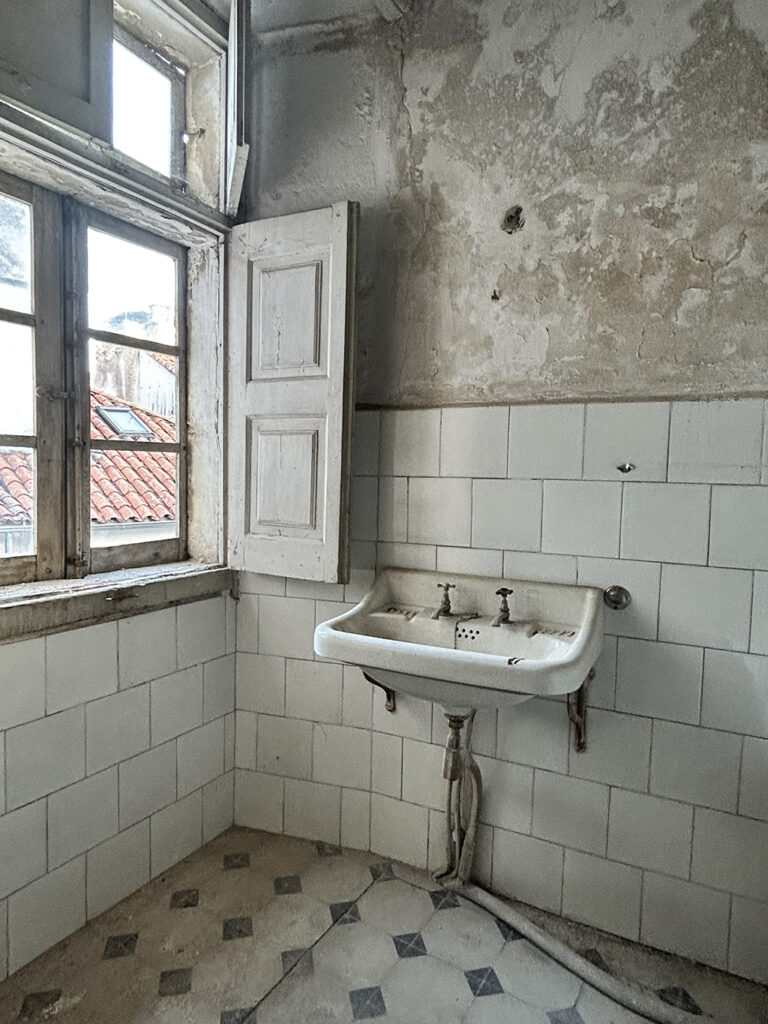Lavabo l